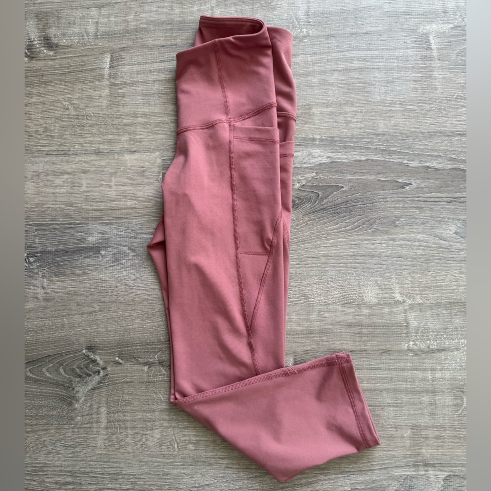 Old Navy Women’s Size XXS/XS Dusty Rose High-Waisted Capri Leggings - Picture 4 of 8
